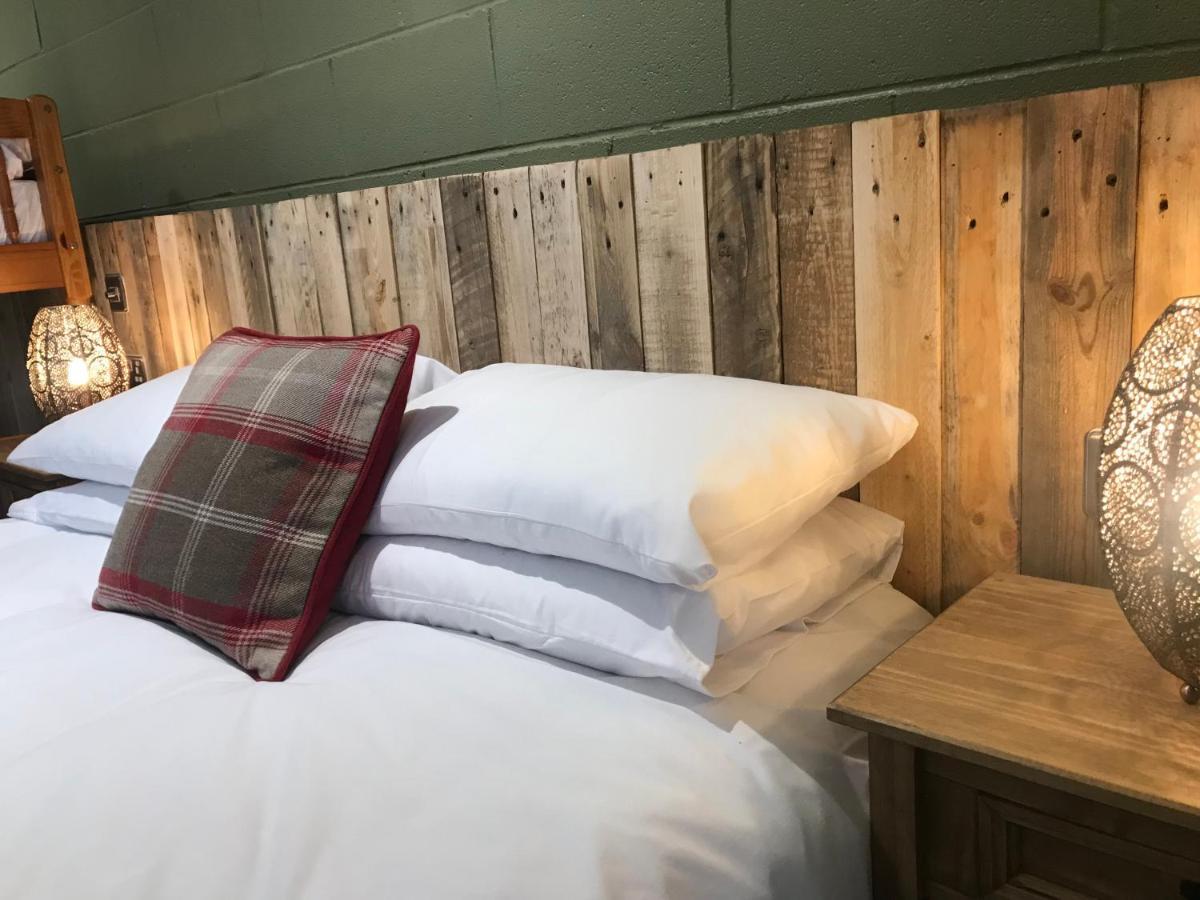 Rostrevor Mountain Lodge - Glamping Pods - Revive Sauna & Hot Tubs Extérieur photo