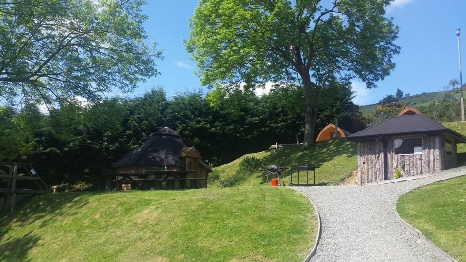 Rostrevor Mountain Lodge - Glamping Pods - Revive Sauna & Hot Tubs Extérieur photo
