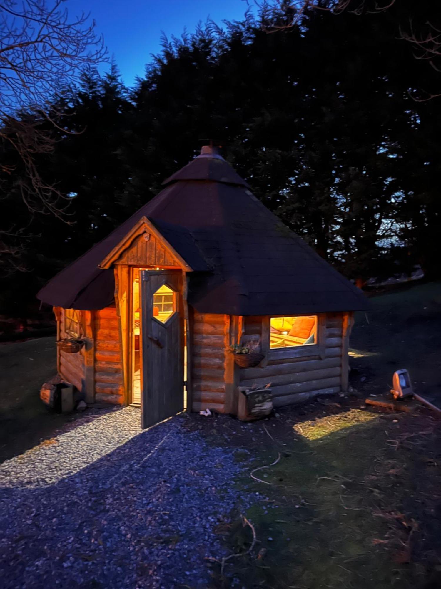 Rostrevor Mountain Lodge - Glamping Pods - Revive Sauna & Hot Tubs Extérieur photo